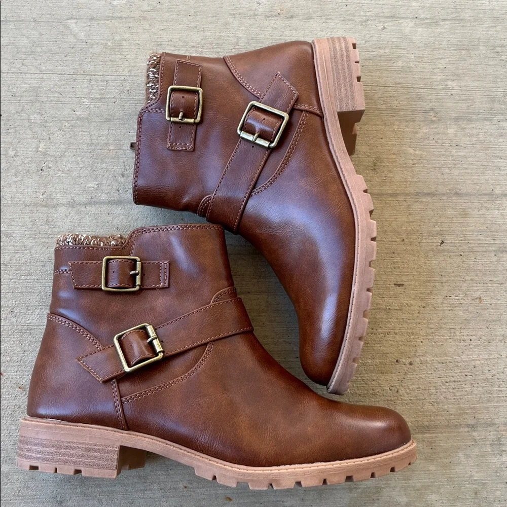 Wonder Nation Girl’s Brown Ankle Boots with Buckle Detail